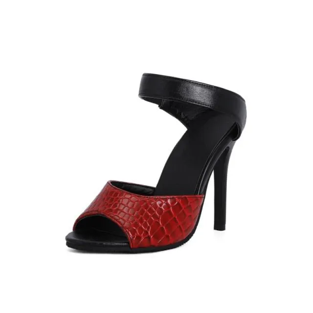 AlliChic Exotic Strap Heel Sandals