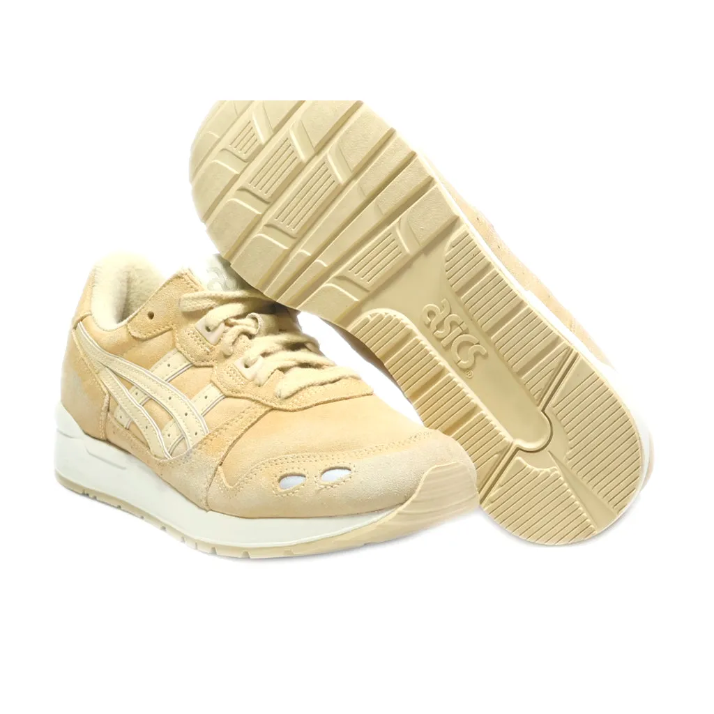 Asics Gel-Lyte Low-Top Sneakers Suede Brown Colour For Women