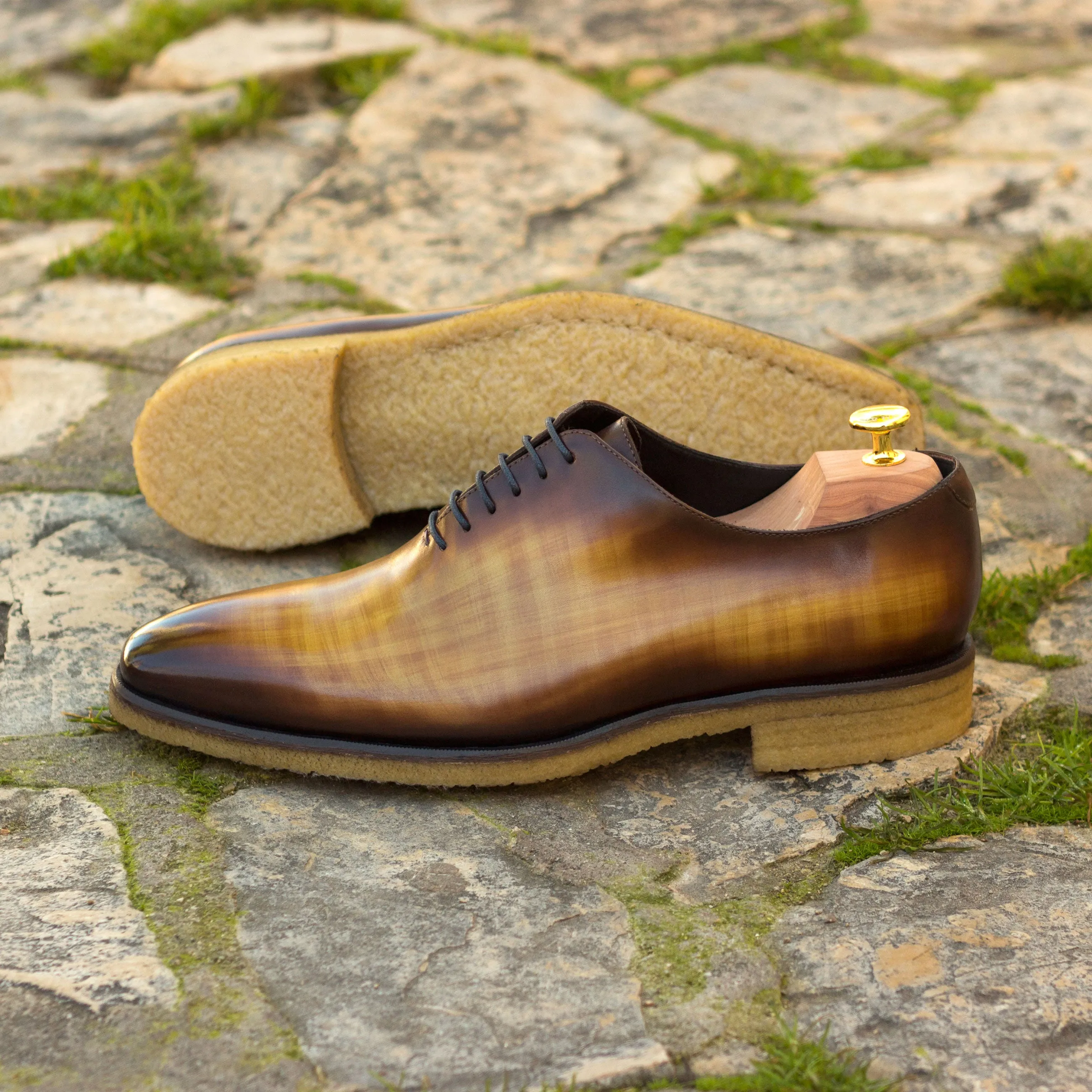 DapperFam Giuliano in Cognac / Burgundy Men's Hand-Painted Patina Whole Cut