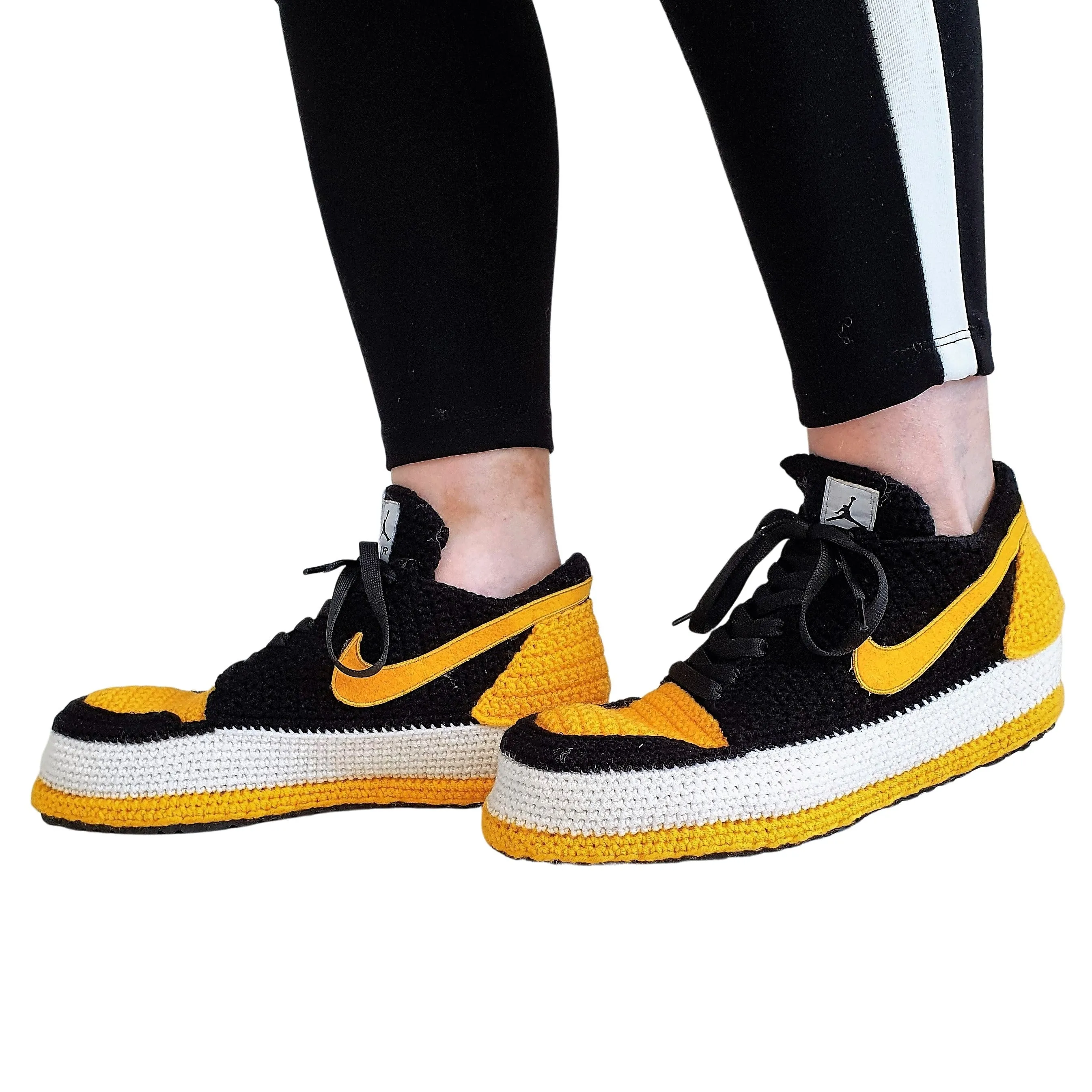 Jordan 1 Sneakers Low Top Yellow Black Custom Slippers Basketball Plush Shoes