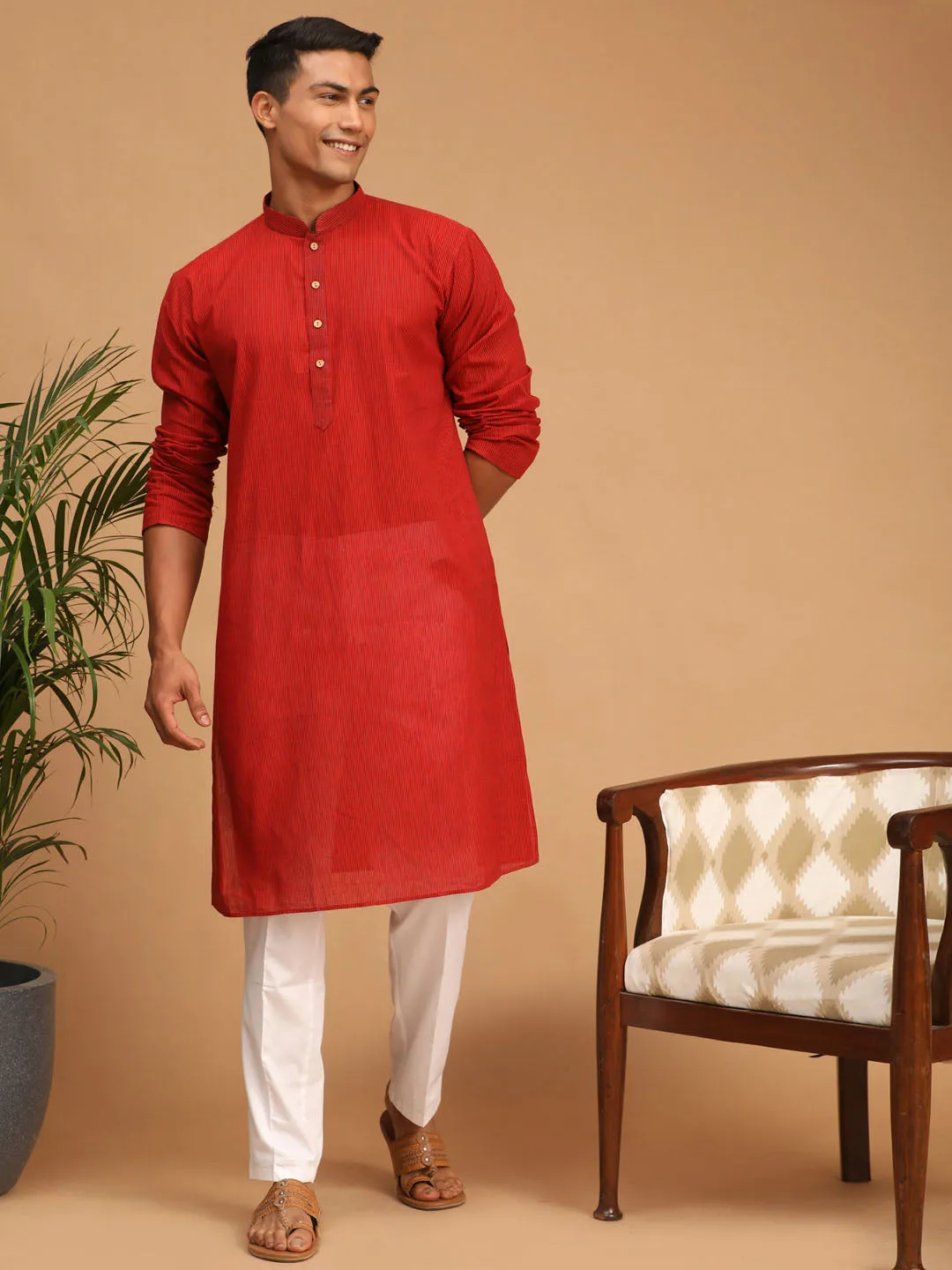 Men's Maroon Pure Cotton Kurta - Vastramay