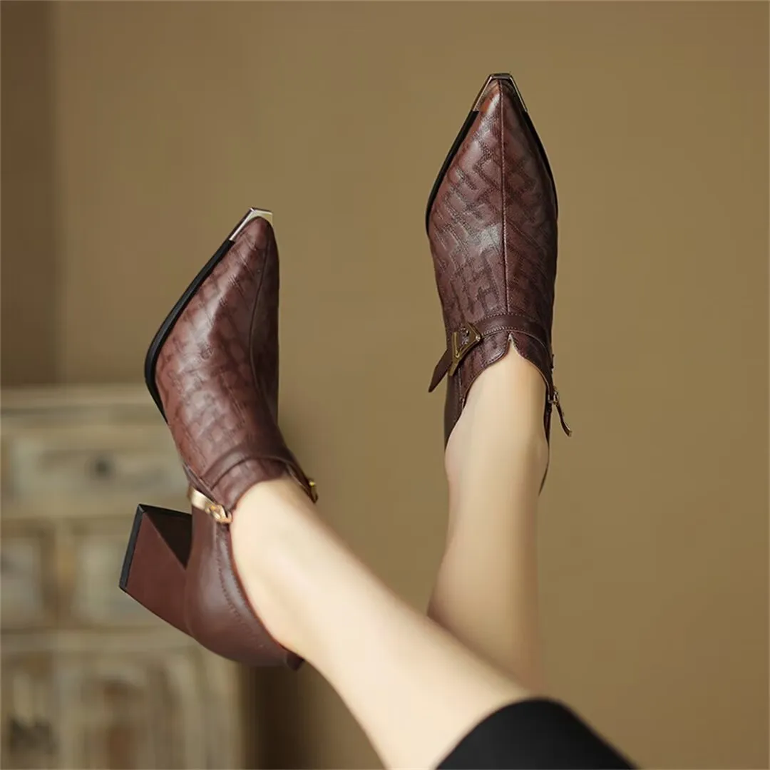 Refined Pointed Toe Leather Flats