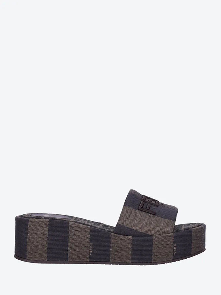 Slide jacquard pequin logo ff sandals